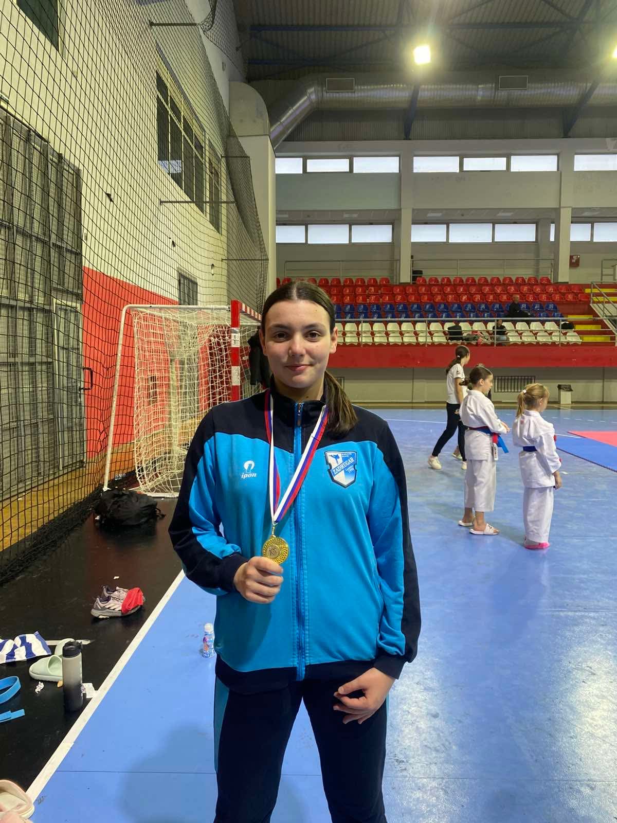 3dfc03cd99b9d0953f23098e6d0af72a