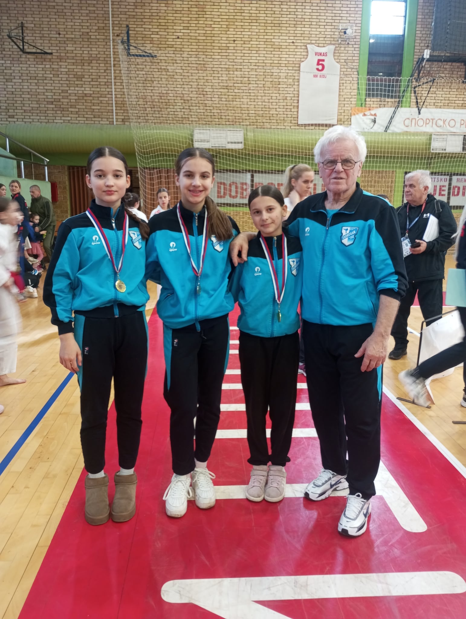 att.1yjOiCAkEZSJcejqgAn6NT7L2 xL90ZtJvvcivd1LJk