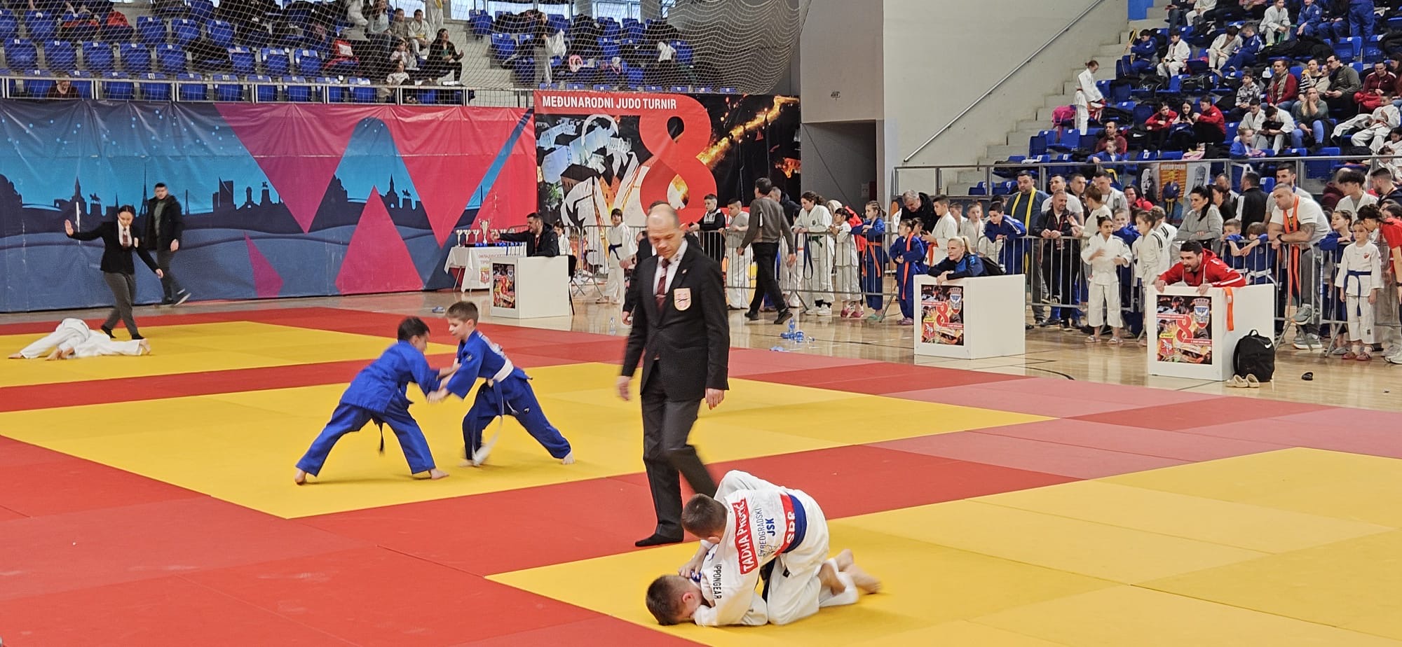 ea1b7d7e a6dd 4428 be79 2067808d8b25