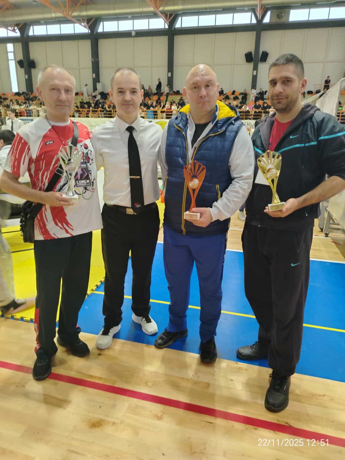 att.32sCsZ6Z ylH025LVd44I B3LzECq9M5XkiJhy 4yU0