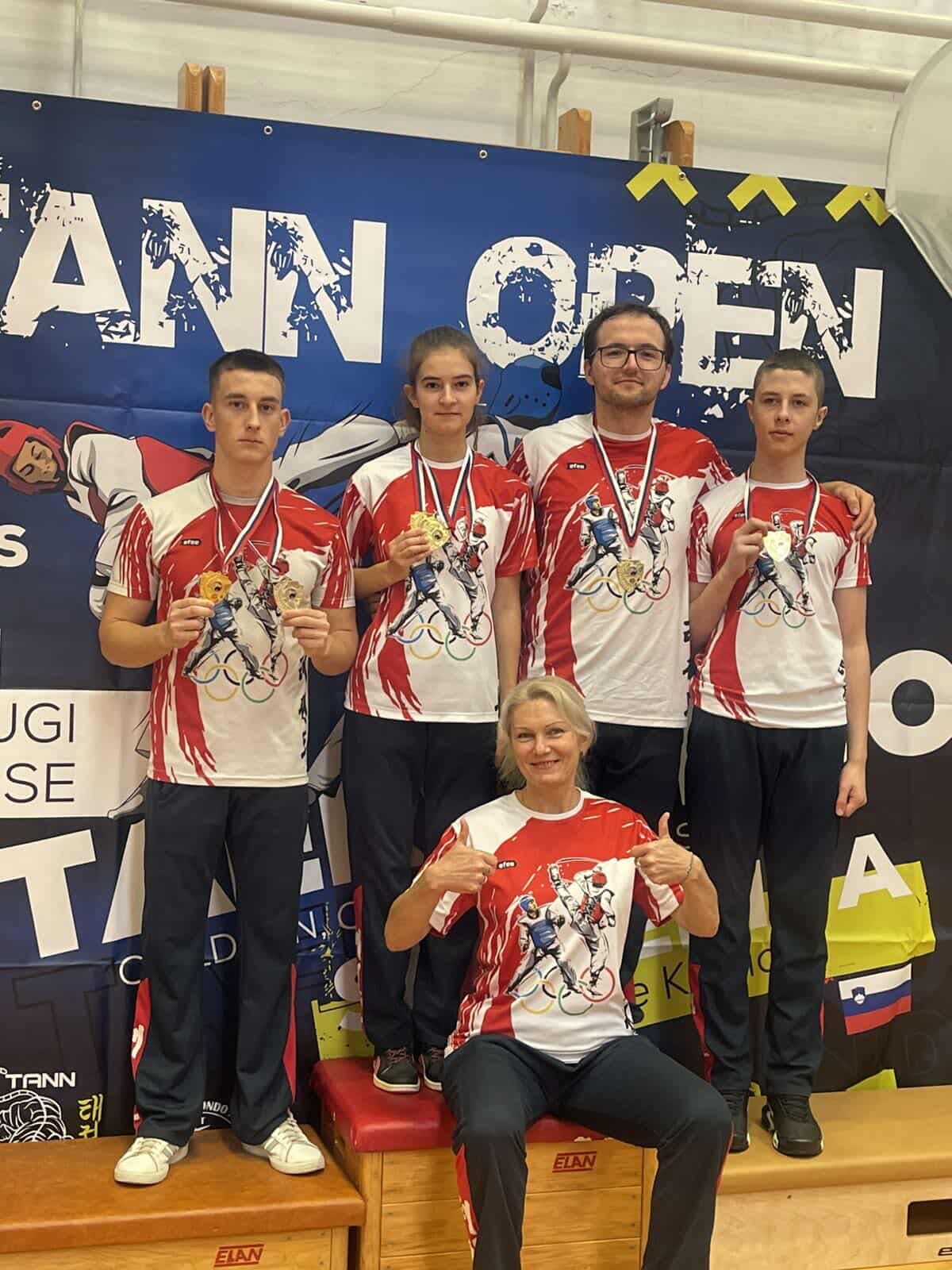 bbccd1b494a2e29d2ebb8890c136a4d9