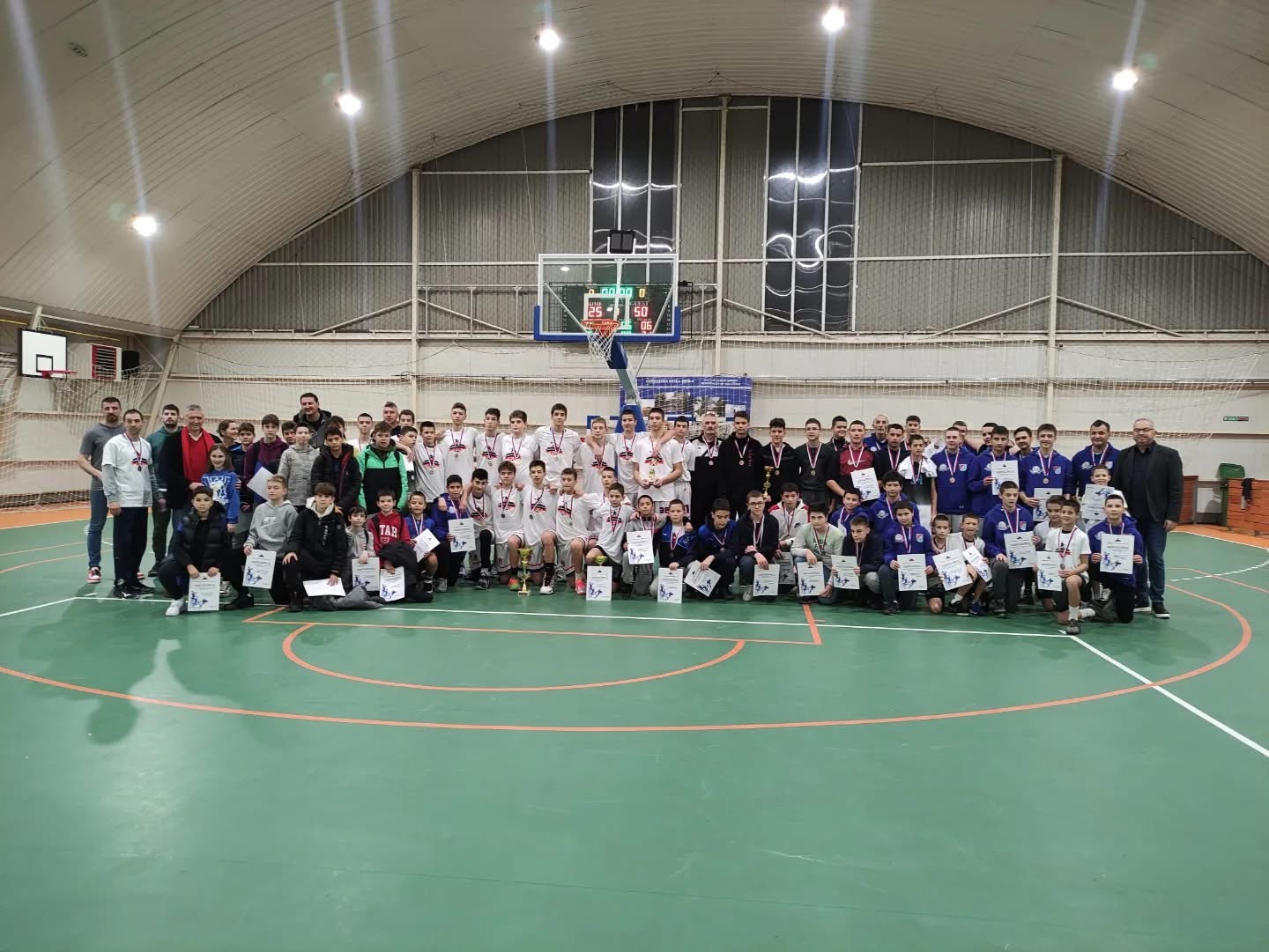 Zimi i leti u dvorani Dušan silni u Srpskoj Crnji foto opština Nova Crnja 1