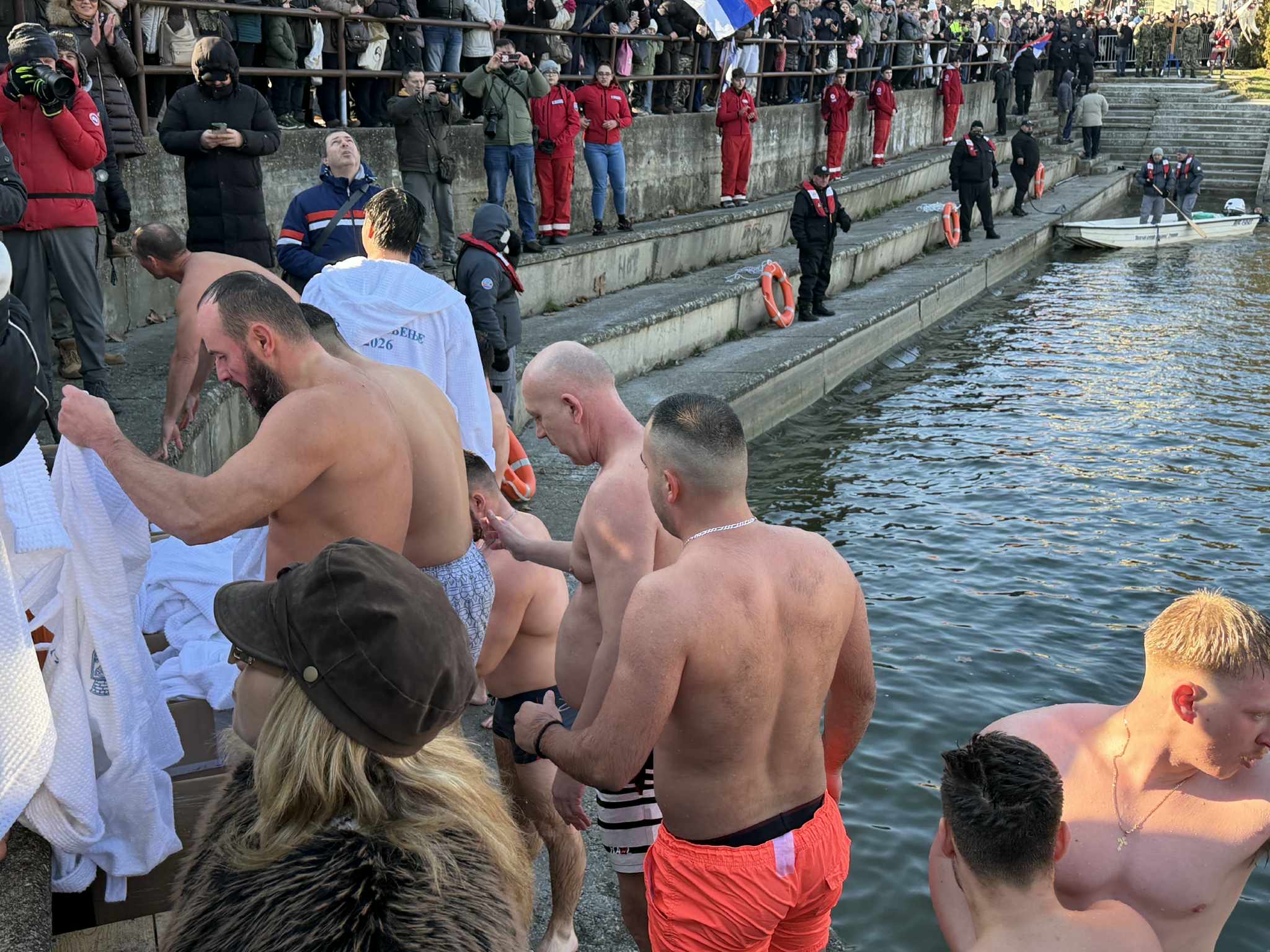 att. GLTn2AcGv0tX5LbYmDHrhPlW0HXB uP y4mDMAu9Ho